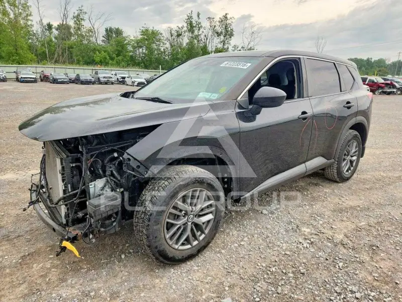 2021 Nissan ROGUE photo