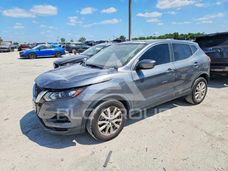 2021 Nissan ROGUE photo