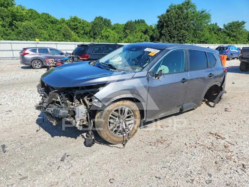 2021 Nissan ROGUE photo