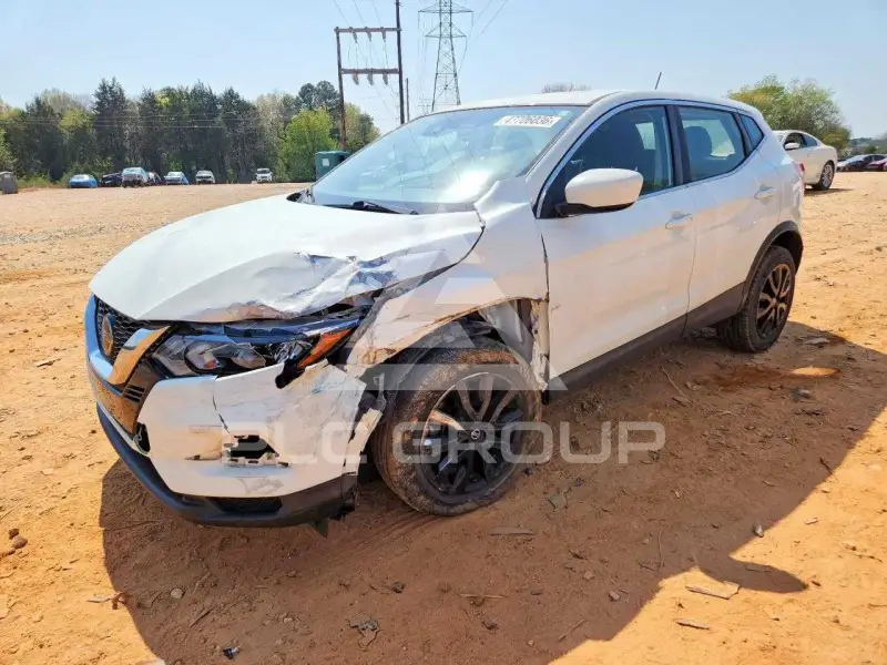 2021 Nissan ROGUE photo