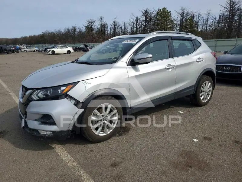 2021 Nissan ROGUE photo