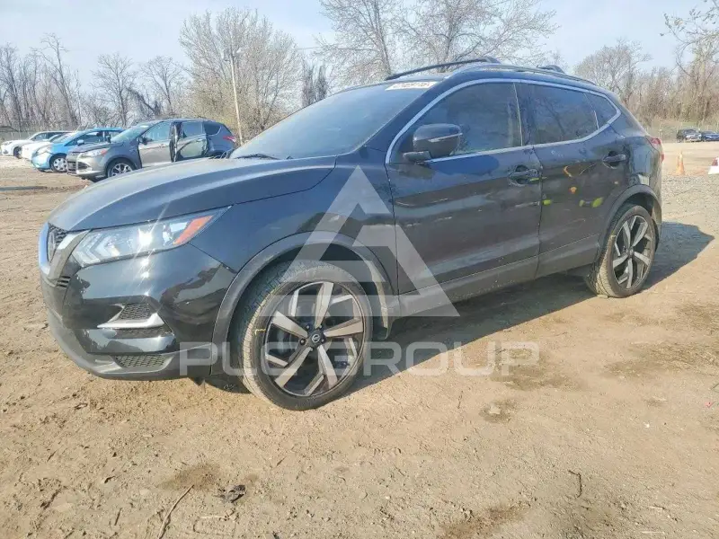 2021 Nissan ROGUE photo