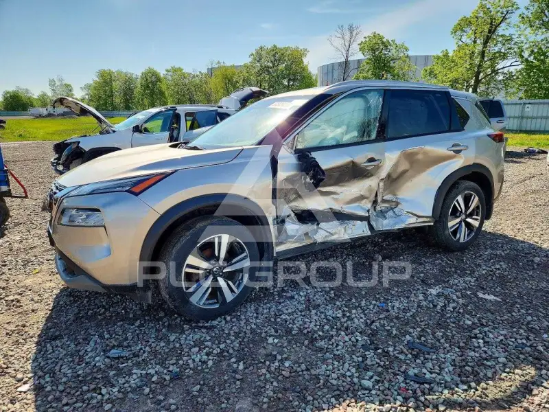 2021 Nissan ROGUE фото