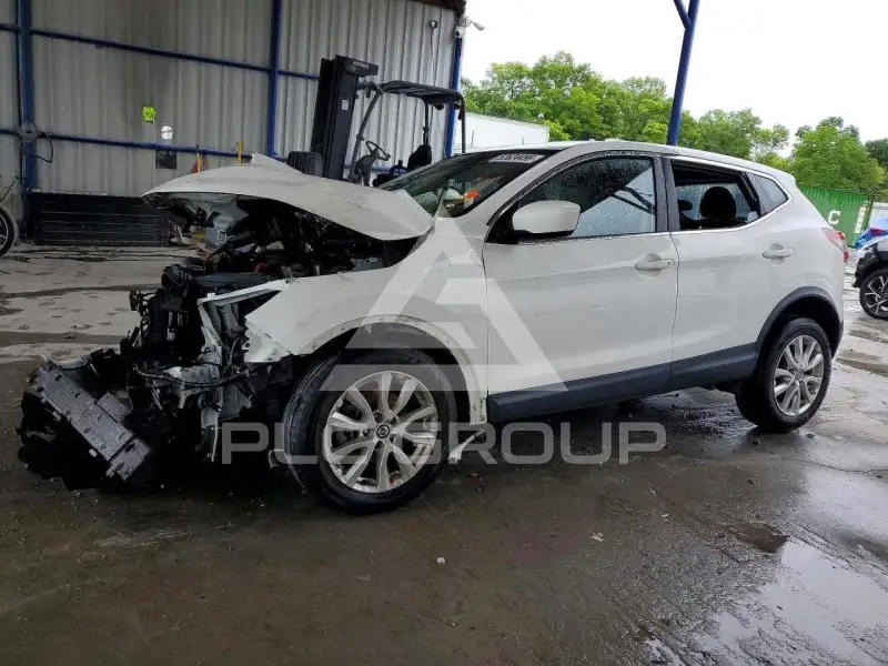 2021 Nissan ROGUE photo
