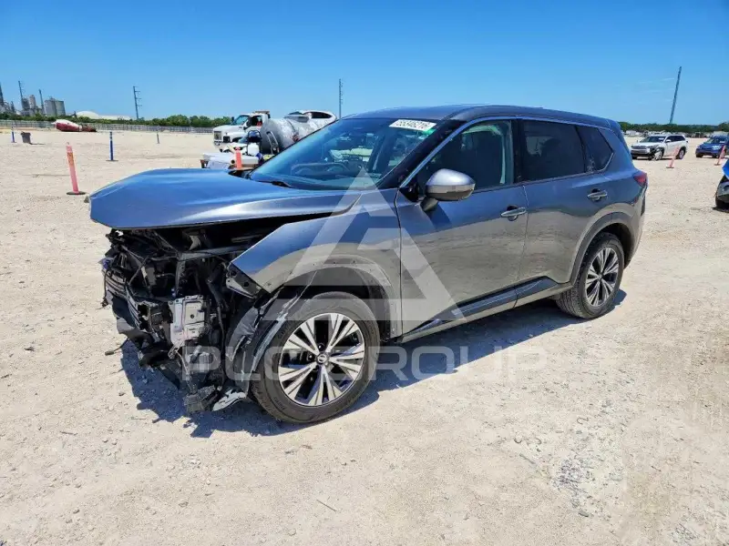 2021 Nissan ROGUE photo