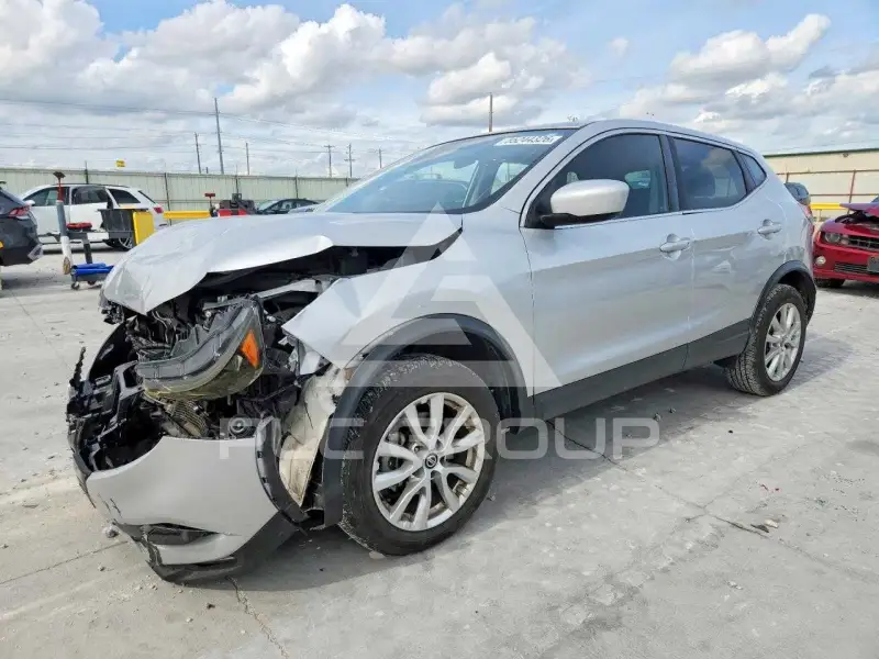 2021 Nissan ROGUE photo