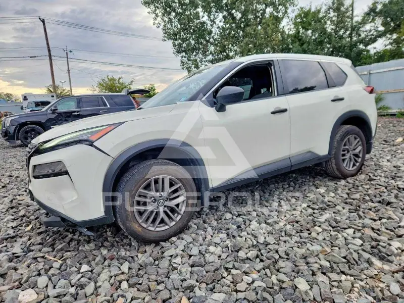 2021 Nissan ROGUE photo
