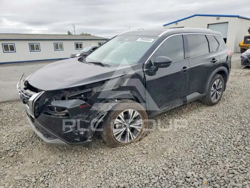 2021 Nissan ROGUE photo