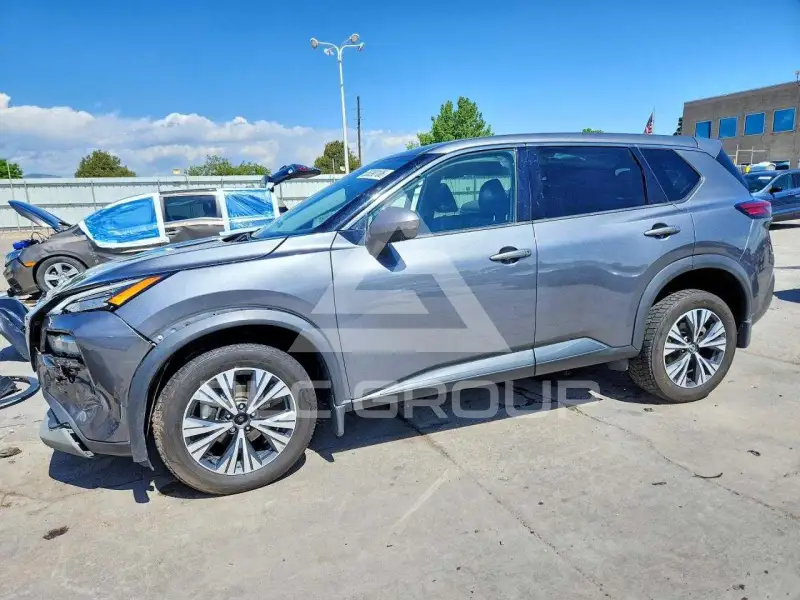 2021 Nissan ROGUE фото