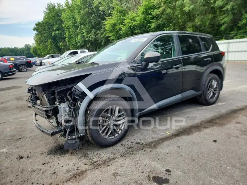 2021 Nissan ROGUE photo