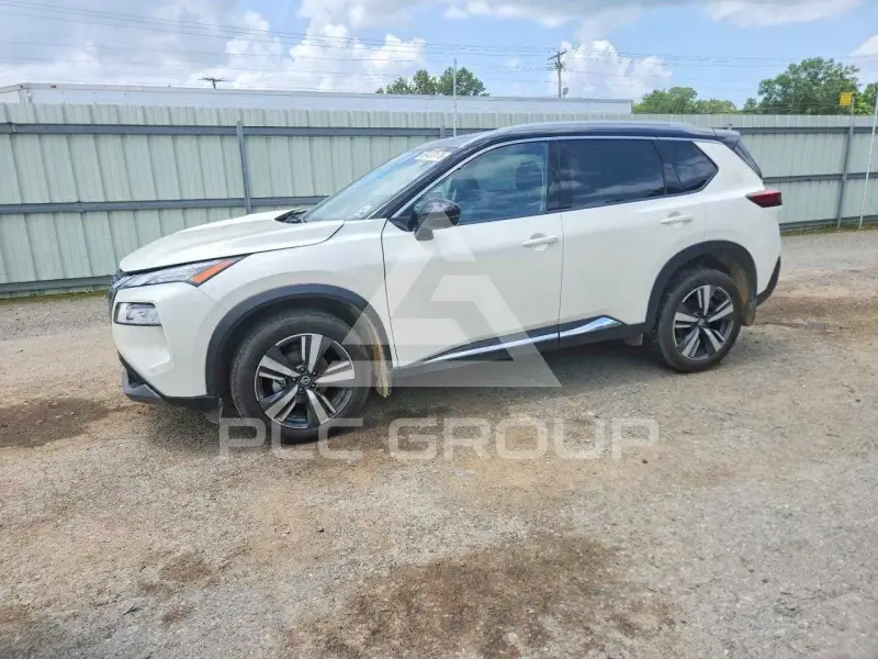 2021 Nissan ROGUE photo