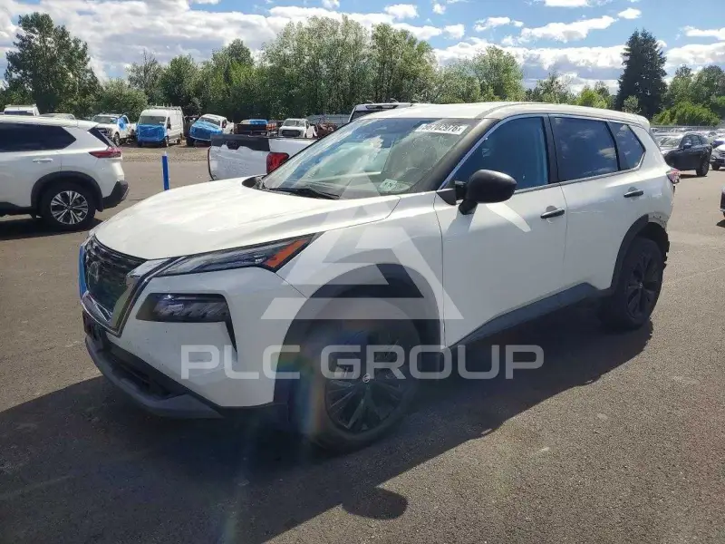 2021 Nissan ROGUE photo