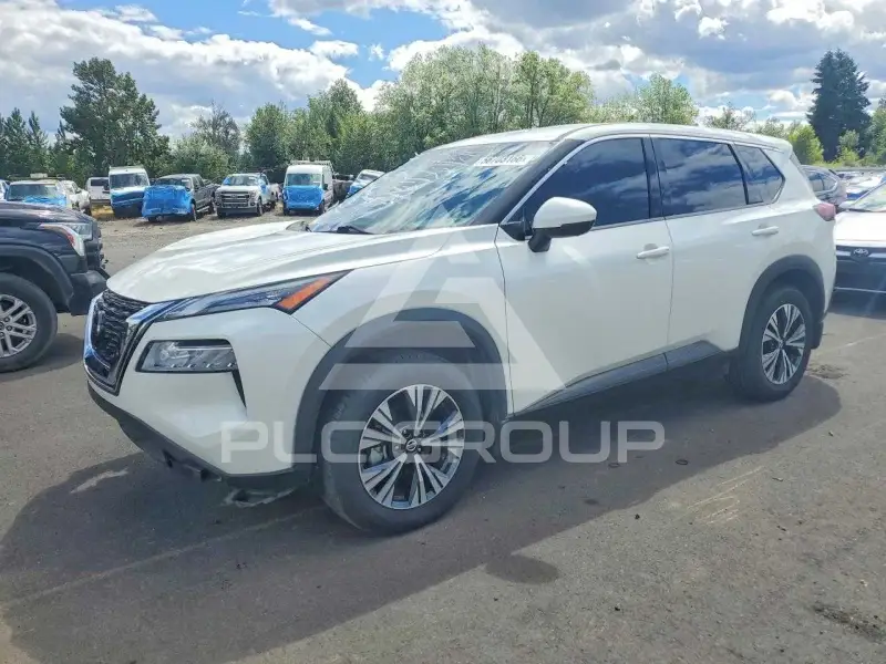 2021 Nissan ROGUE photo