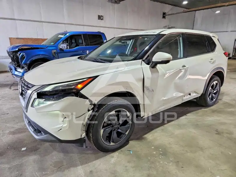2021 Nissan ROGUE photo