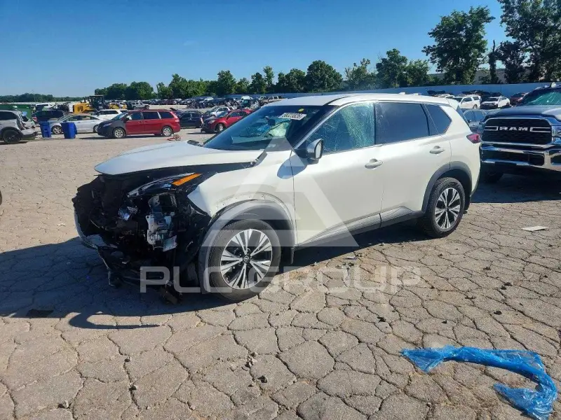 2021 Nissan ROGUE photo