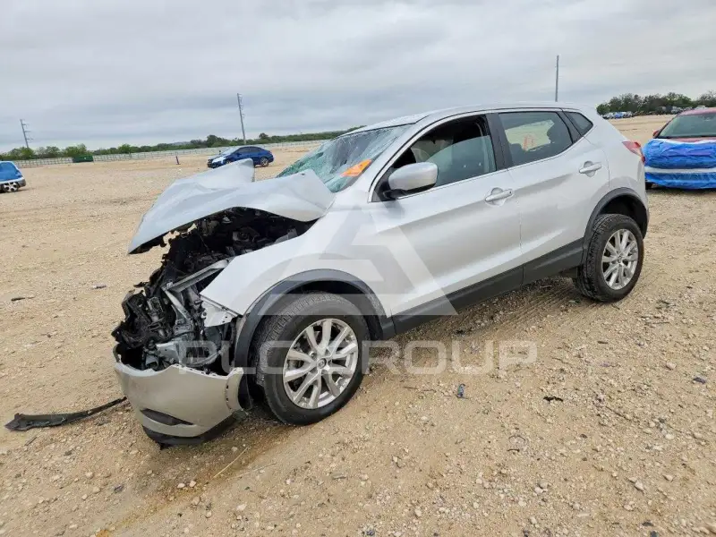 2021 Nissan ROGUE photo