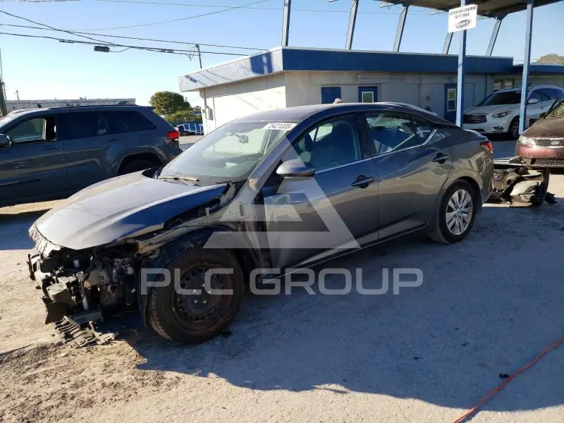 2021 Nissan SENTRA фото