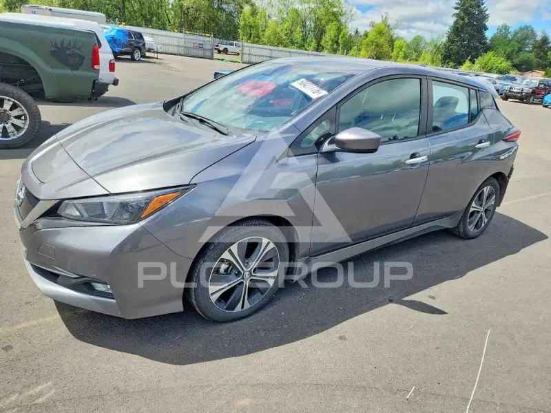2021 Nissan LEAF photo