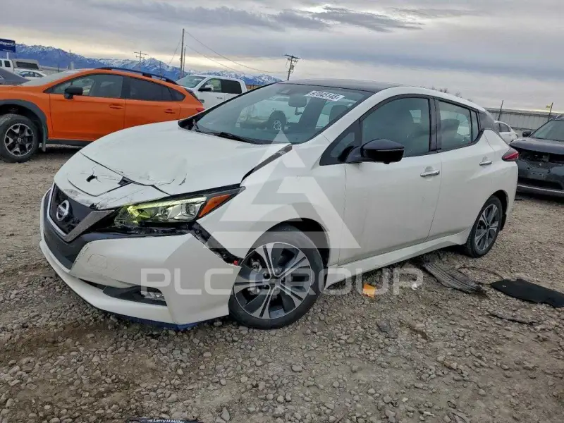 2021 Nissan LEAF фото