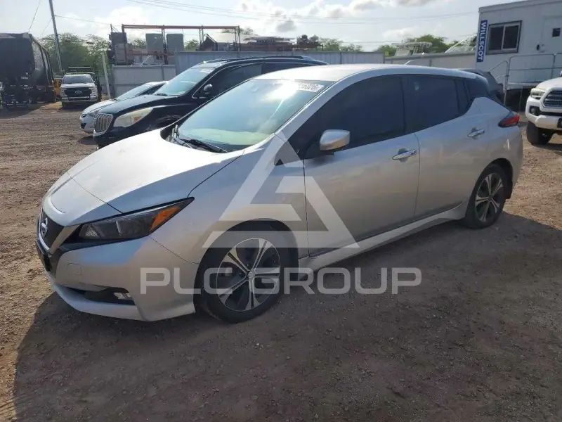 2021 Nissan LEAF фото