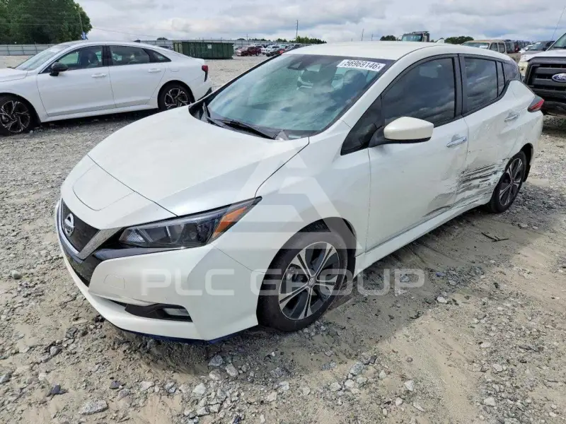 2021 Nissan LEAF photo