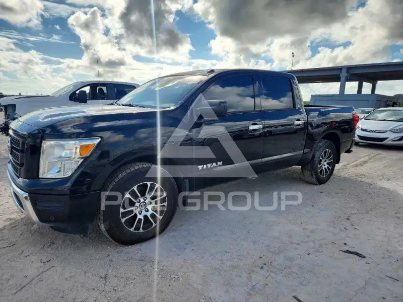 2021 Nissan TITAN фото