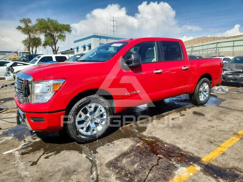 2021 Nissan TITAN фото