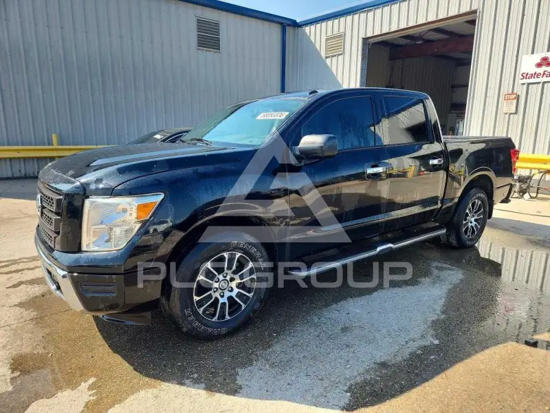 2021 Nissan TITAN фото