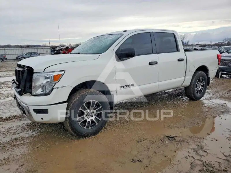 2021 Nissan TITAN фото