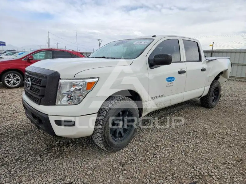 2021 Nissan TITAN фото