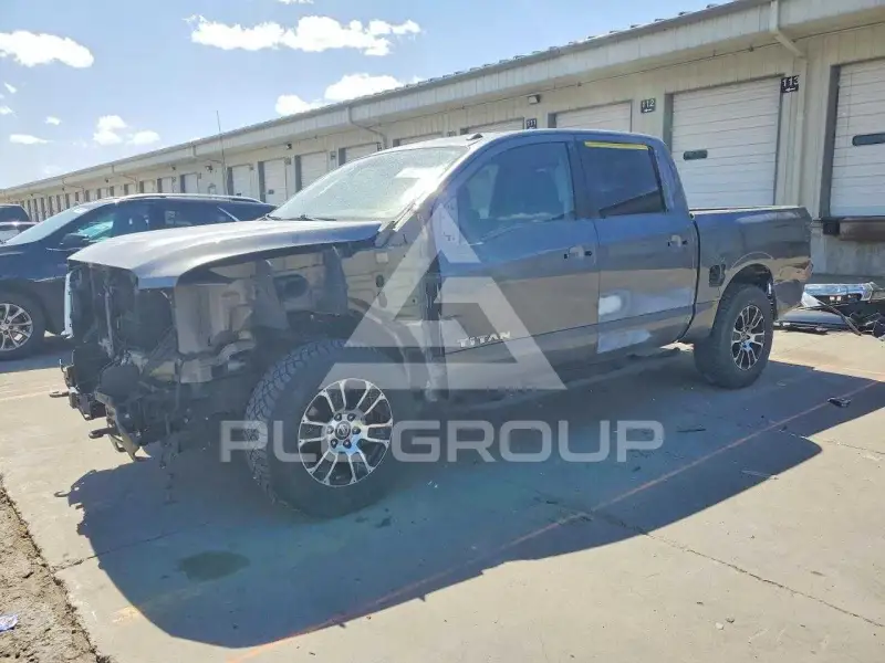 2021 Nissan TITAN фото
