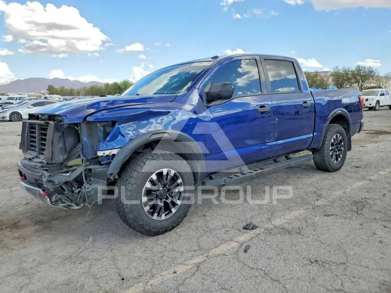 2021 Nissan TITAN фото