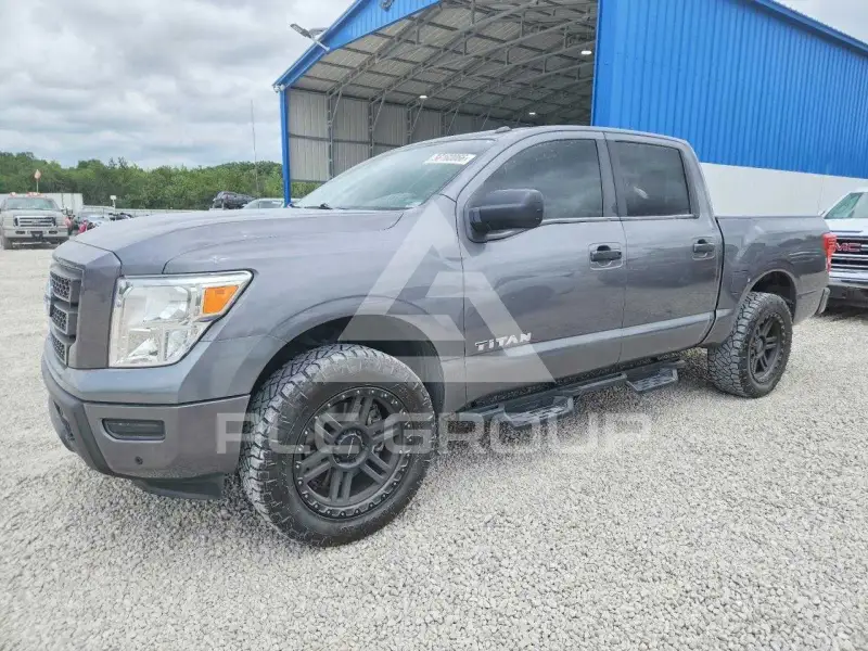 2021 Nissan TITAN фото