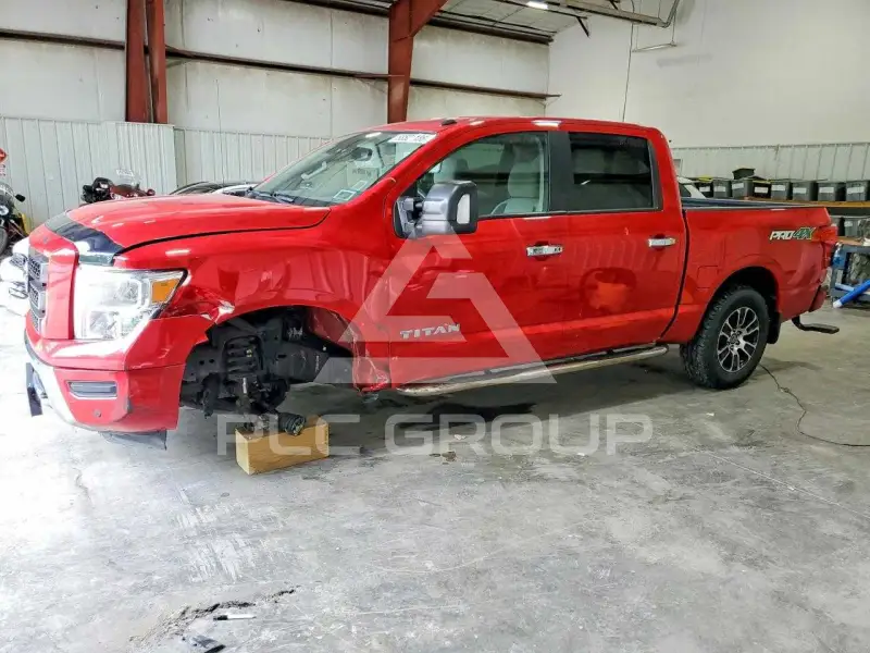 2021 Nissan TITAN фото