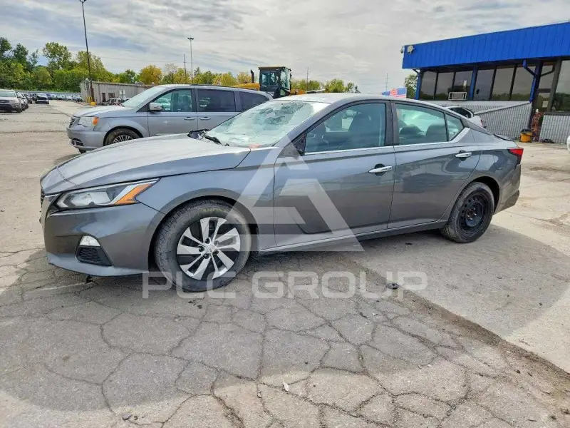 2021 Nissan ALTIMA photo