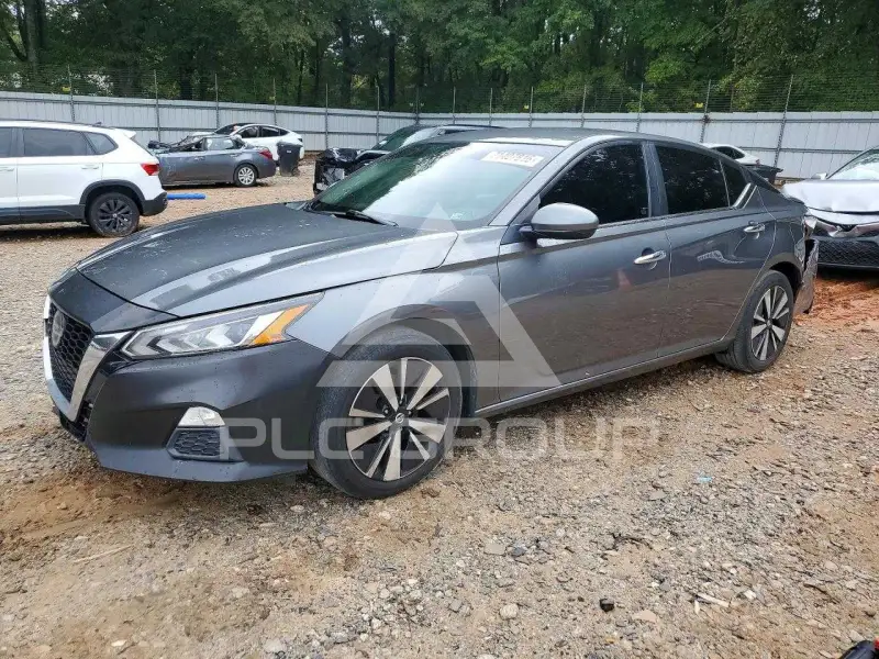 2021 Nissan ALTIMA photo