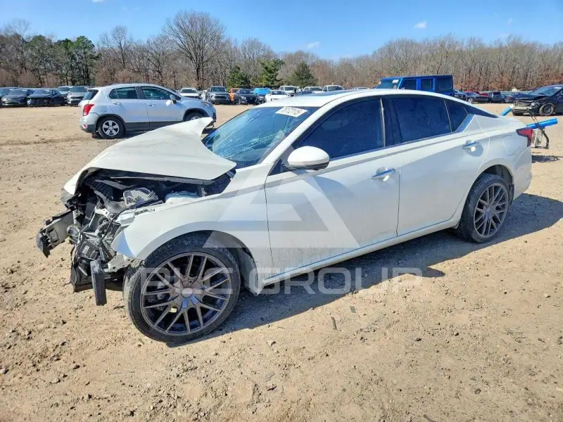 2021 Nissan ALTIMA фото