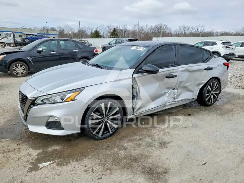 2021 Nissan ALTIMA фото