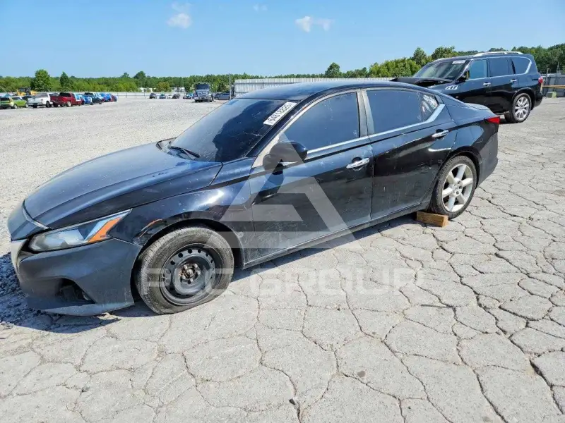 2021 Nissan ALTIMA фото