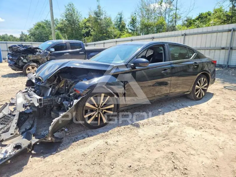 2021 Nissan ALTIMA photo