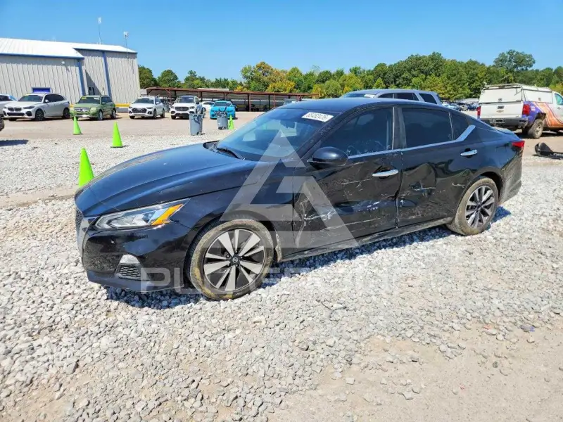 2021 Nissan ALTIMA photo