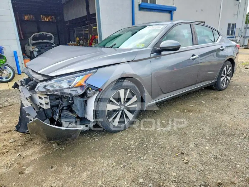 2021 Nissan ALTIMA photo
