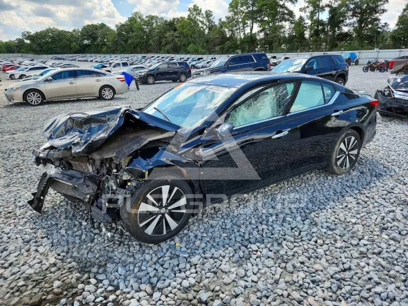 2021 Nissan ALTIMA photo