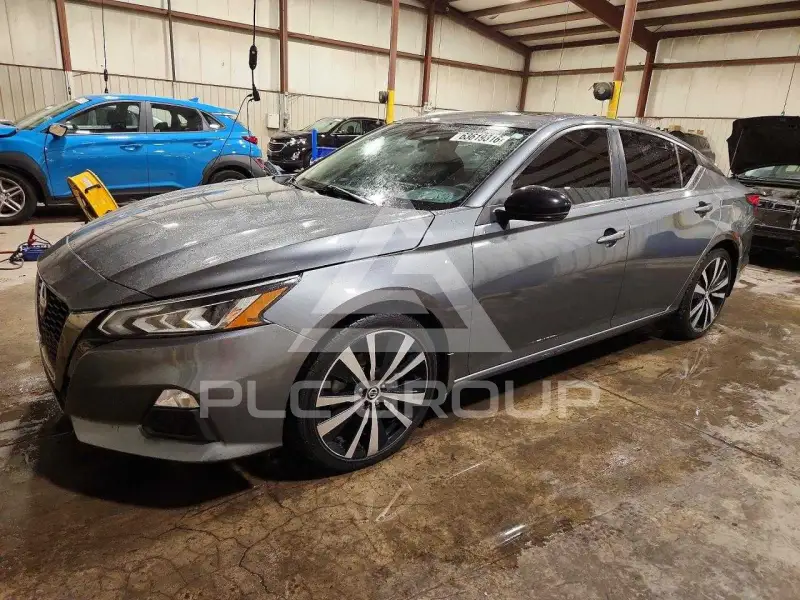 2021 Nissan ALTIMA photo
