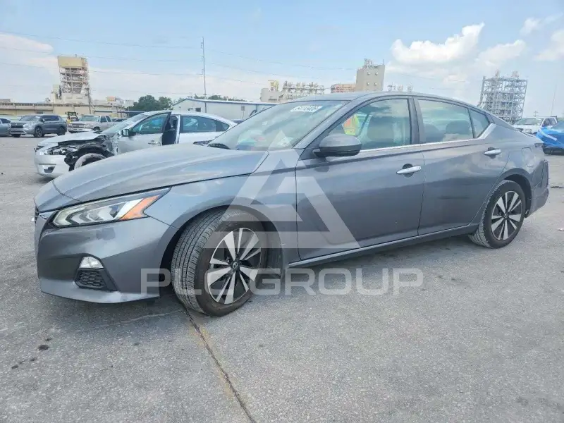 2021 Nissan ALTIMA photo