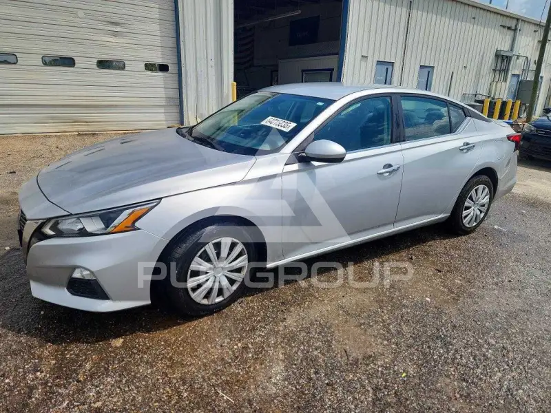 2021 Nissan ALTIMA фото