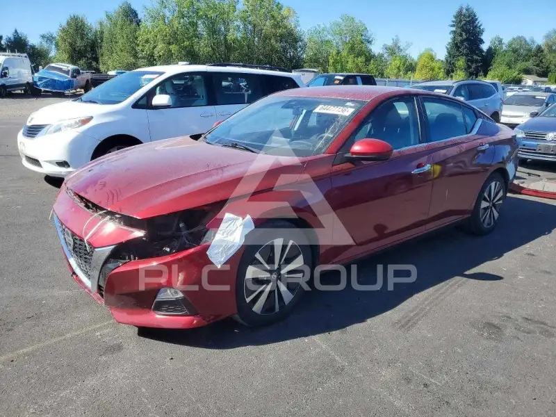 2021 Nissan ALTIMA photo