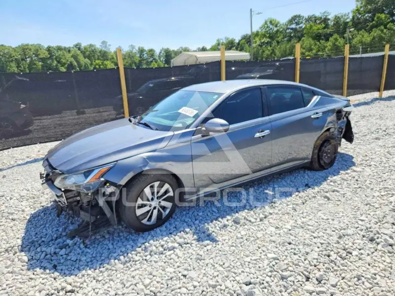 2021 Nissan ALTIMA photo