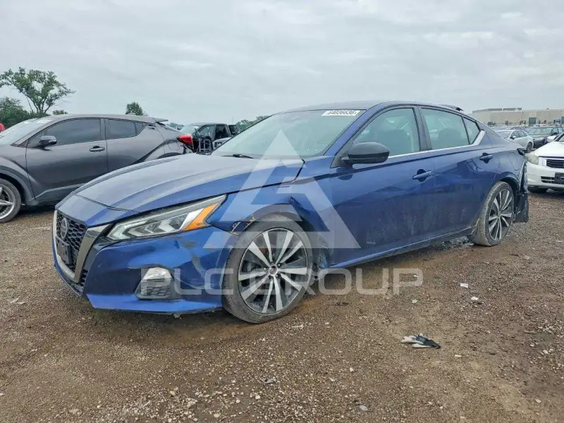 2021 Nissan ALTIMA photo