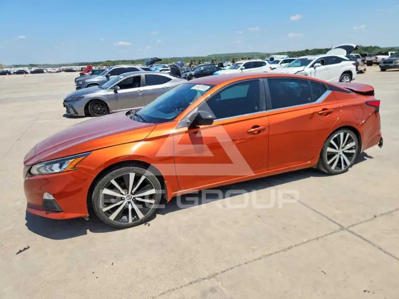 2021 Nissan ALTIMA фото